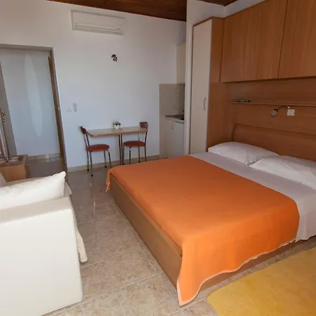 Apartment Milana *